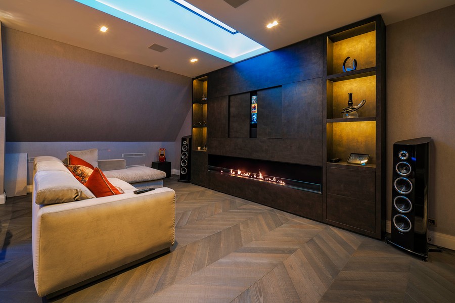 smart-and-invisible-how-luxury-tech-disappears-into-design