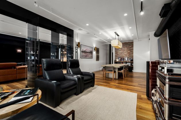 Eyehear Showroom with McIntosh technology