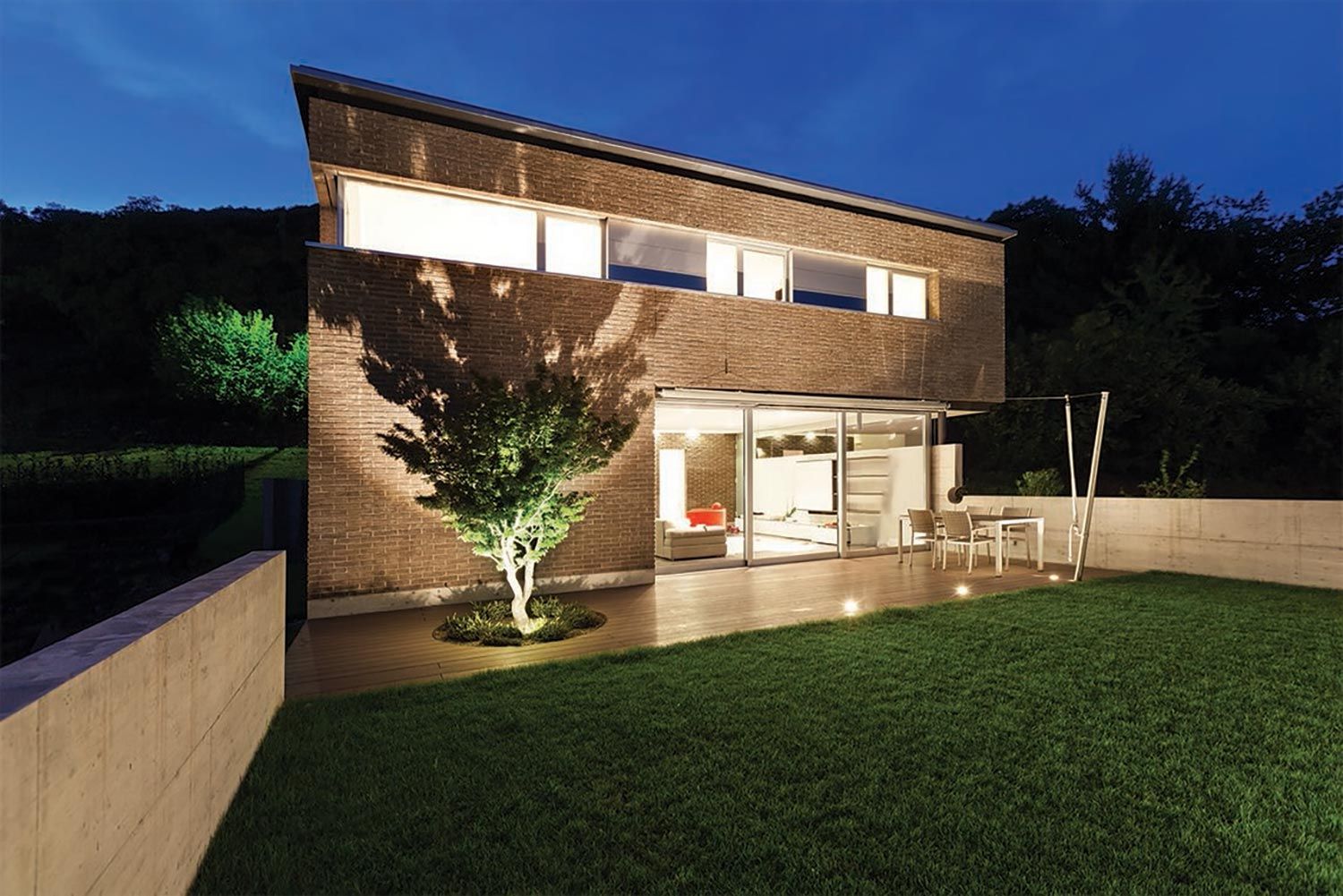 Outdoor lighting