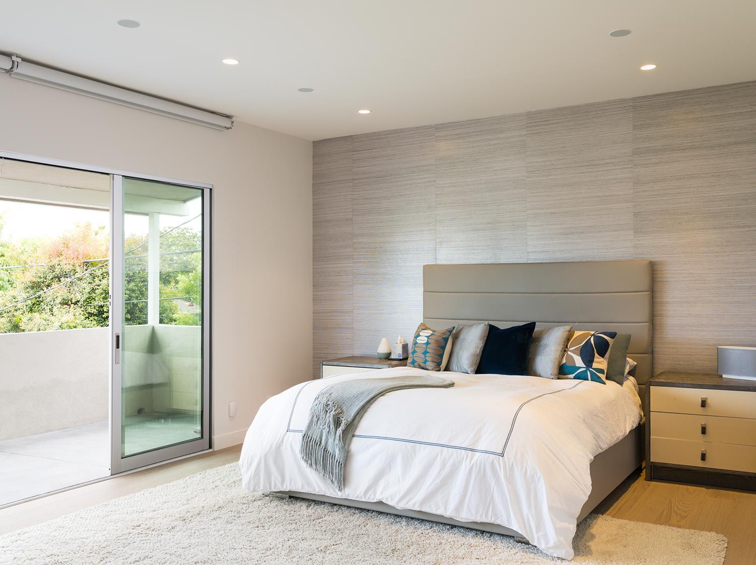 Bedroom lighting